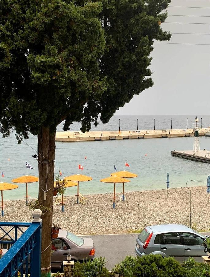 Oceanis Hotel Tirós Eksteriør bilde
