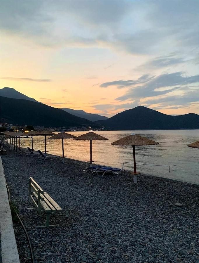 Oceanis Hotel Tirós Eksteriør bilde