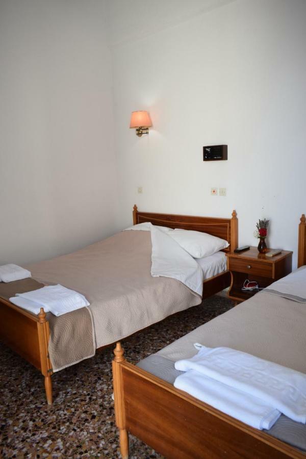 Oceanis Hotel Tirós Eksteriør bilde