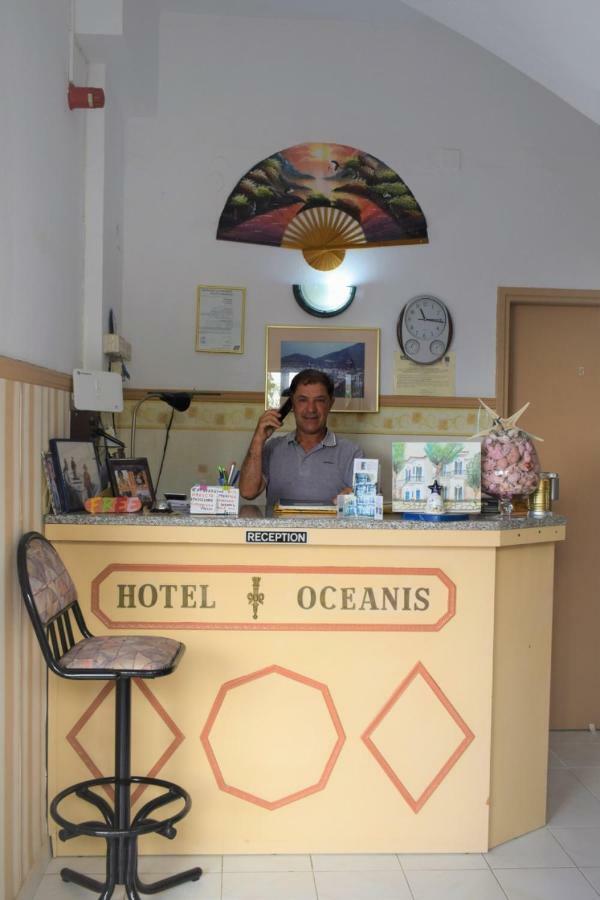 Oceanis Hotel Tirós Eksteriør bilde